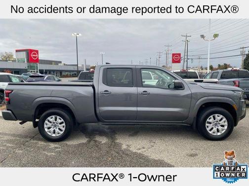 2023 Nissan Frontier SV