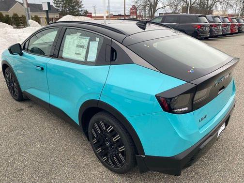 2026 Nissan Leaf PLATINUM+