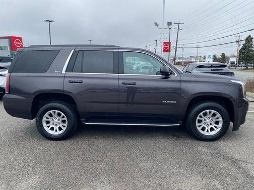 2017 GMC Yukon SLT
