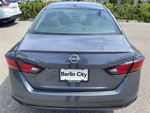 2025 Nissan Altima S FWD