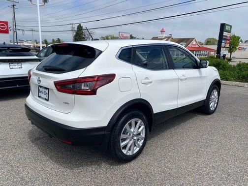 2021 Nissan Rogue Sport S