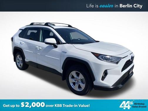 2021 Toyota RAV4 Hybrid XLE