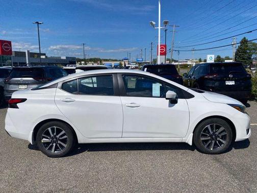 2025 Nissan Versa 1.6 SV
