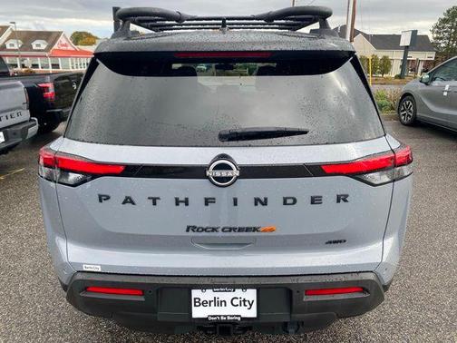 2024 Nissan Pathfinder Rock Creek 4WD