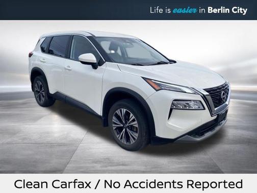 Pearl White Tricoat 2023 Nissan Rogue SV