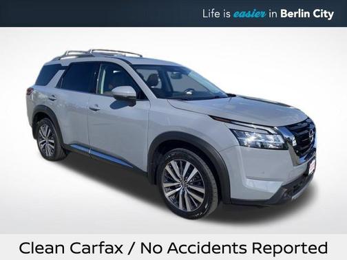 2022 Nissan Pathfinder Platinum 4WD