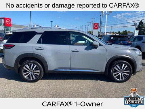 2022 Nissan Pathfinder Platinum 4WD