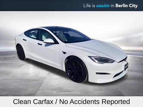 2022 Tesla Model S Base