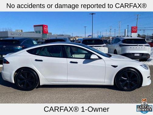 2022 Tesla Model S Base