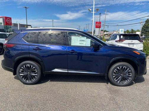 2025 Nissan Rogue Platinum