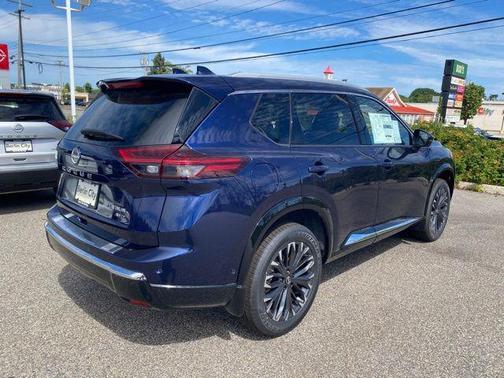 2025 Nissan Rogue Platinum
