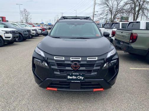 Super Black 2026 Nissan Rogue Rock Creek