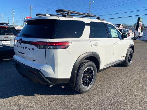 2025 Nissan Pathfinder Rock Creek 4WD