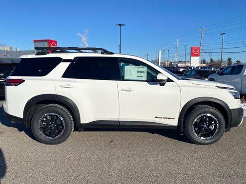 2025 Nissan Pathfinder Rock Creek 4WD