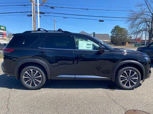 Super Black 2026 Nissan Pathfinder Platinum