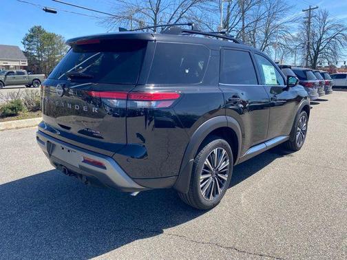 Super Black 2026 Nissan Pathfinder Platinum