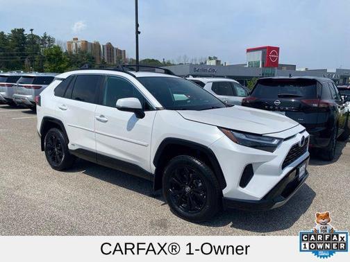 2024 Toyota RAV4 Hybrid SE