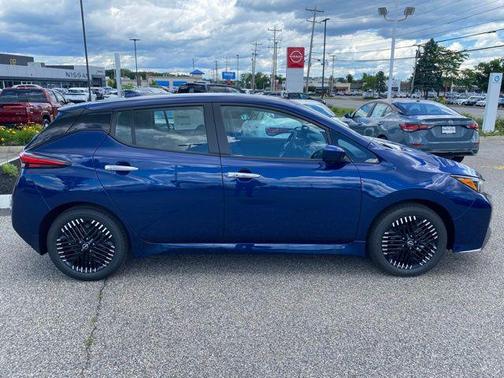 2025 Nissan Leaf SV PLUS