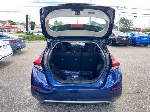 2025 Nissan Leaf SV PLUS