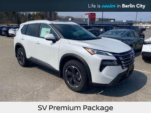 Everest White Pearl Tricoat 2026 Nissan Rogue SV