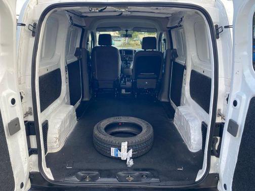 2021 Nissan NV200 S