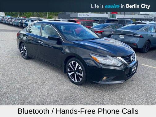 Super Black Clearcoat 2018 Nissan Altima 2.5 SR