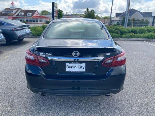 Super Black Clearcoat 2018 Nissan Altima 2.5 SR
