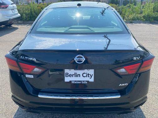 2022 Nissan Altima 2.5 SV