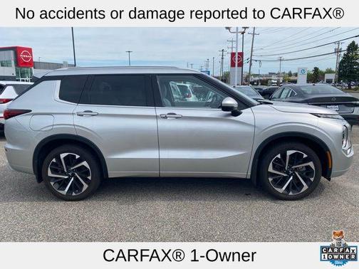 Silver 2023 Mitsubishi Outlander PHEV SEL