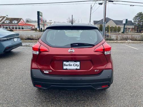 2020 Nissan Kicks SV