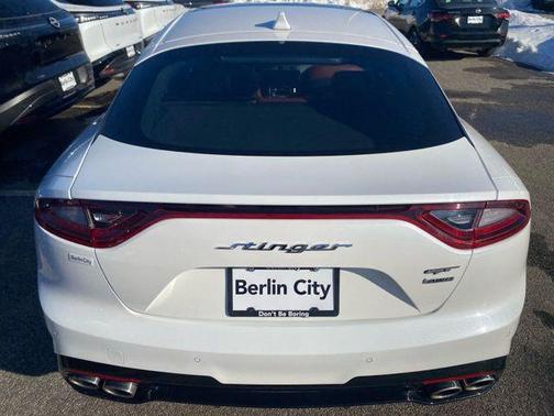 2020 Kia Stinger GT1