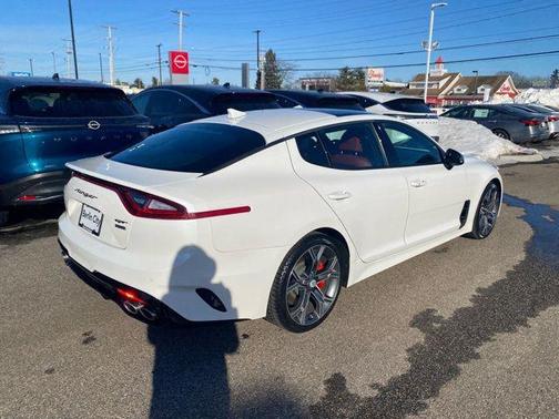 2020 Kia Stinger GT1