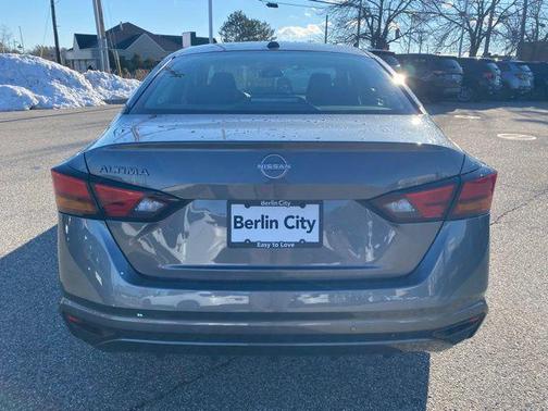 2025 Nissan Altima S FWD