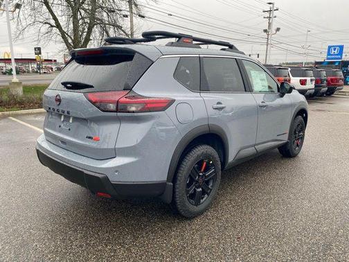 Boulder Gray Pearl 2026 Nissan Rogue Rock Creek