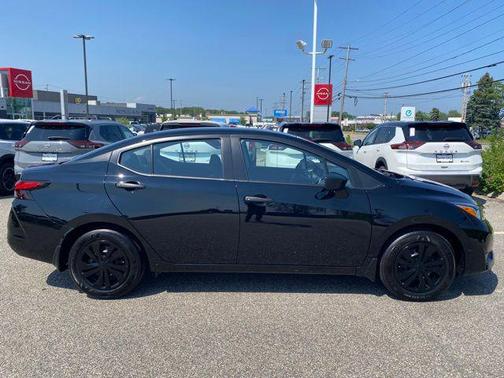 2024 Nissan Versa 1.6 S