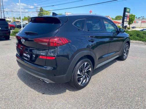 Black Noir Pearl 2021 Hyundai TUCSON Sport