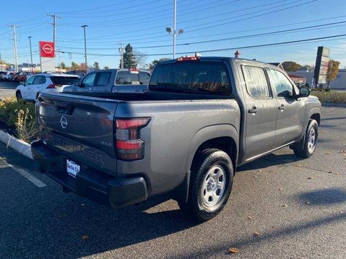 2024 Nissan Frontier S