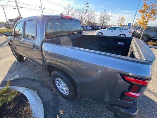 2024 Nissan Frontier S