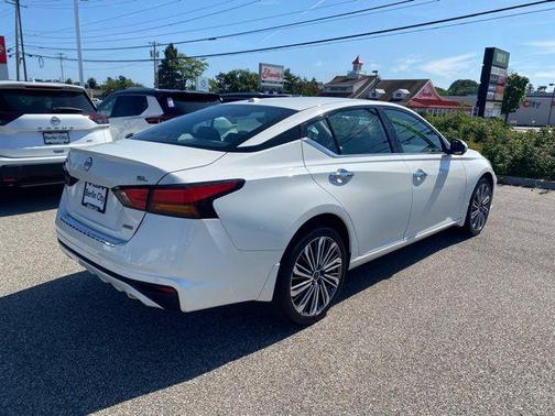 2023 Nissan Altima 2.5 SL