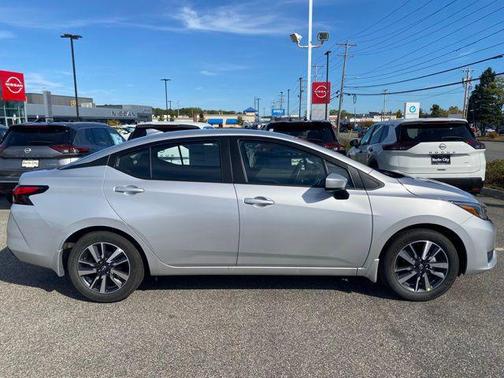 2025 Nissan Versa 1.6 SV