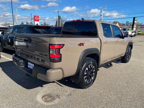 2024 Nissan Frontier PRO-4X