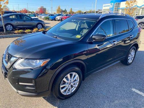 2018 Nissan Rogue SV