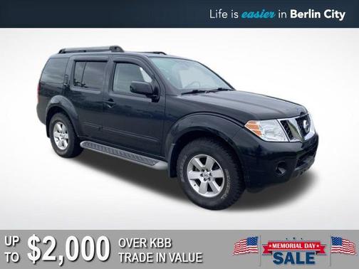 2012 Nissan Pathfinder SV