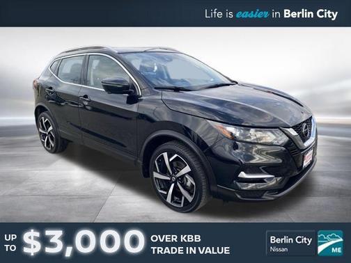 2022 Nissan Rogue Sport SL