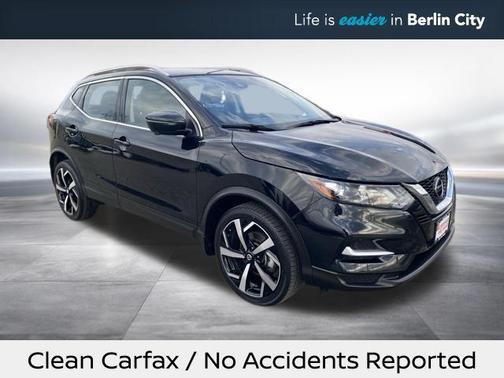 2022 Nissan Rogue Sport SL