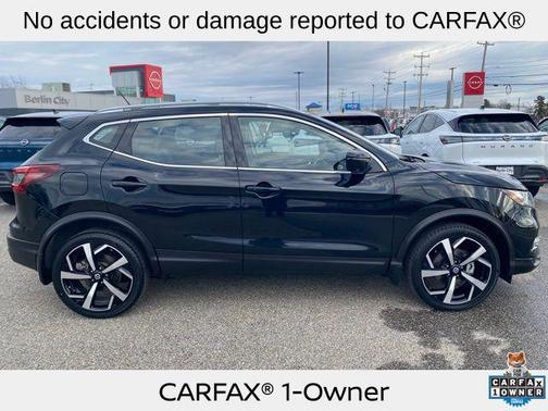 2022 Nissan Rogue Sport SL