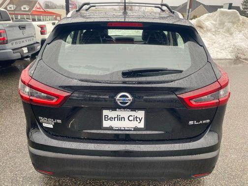 2021 Nissan Rogue Sport SL