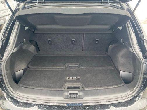 2021 Nissan Rogue Sport SL