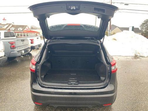 2021 Nissan Rogue Sport SL