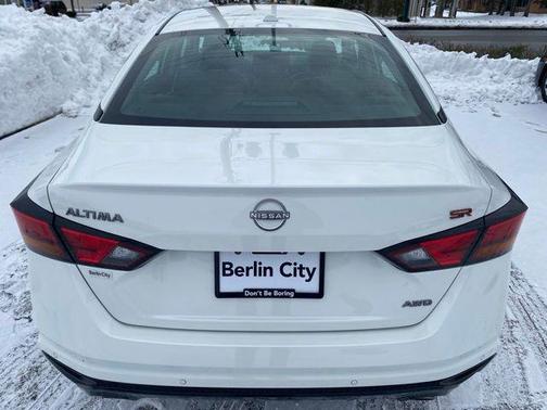 2024 Nissan Altima SR Intelligent AWD